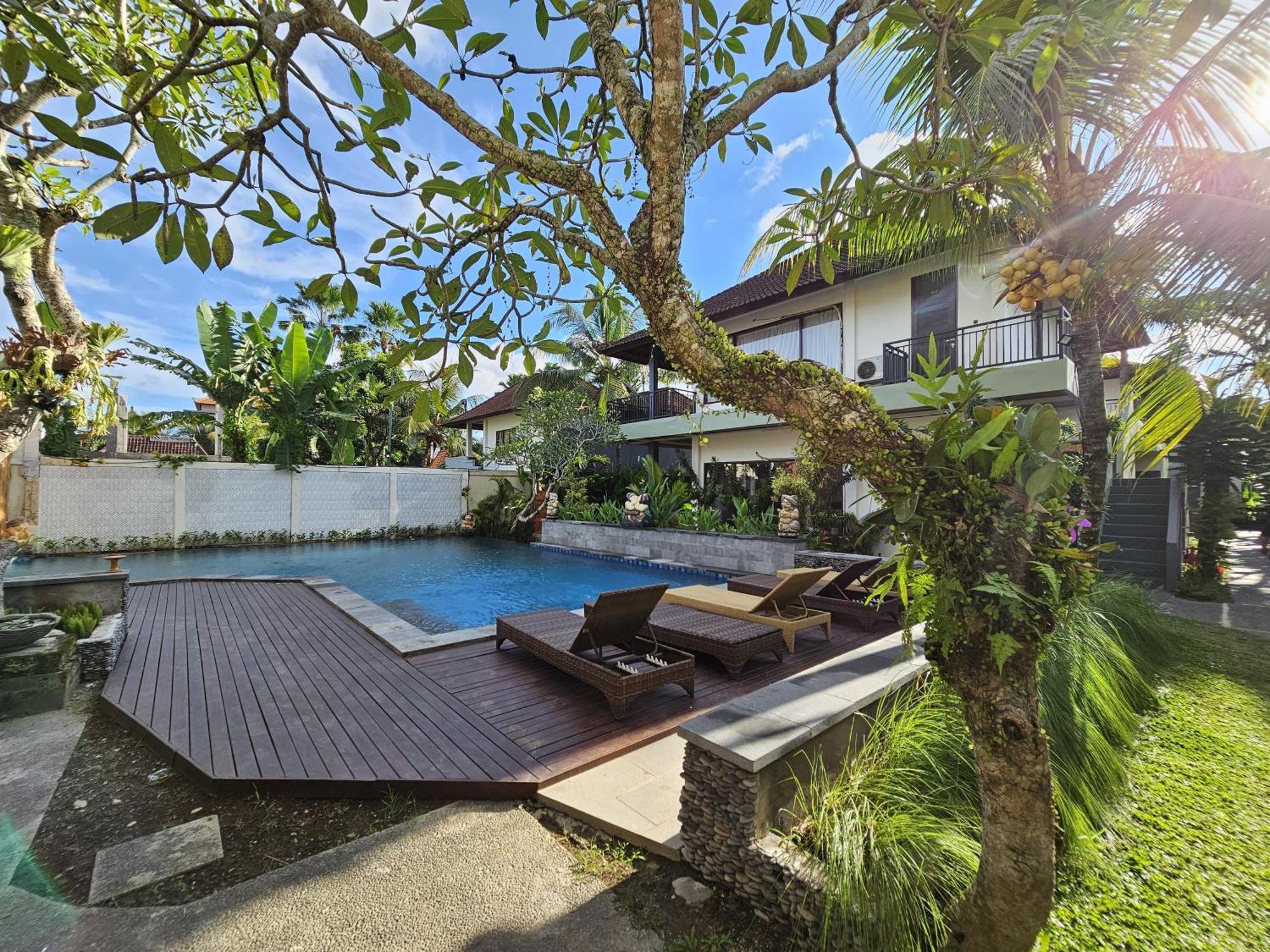 Putri Ayu Cottages Убуд Экстерьер фото